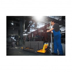 Jekketralle med kapasitet for opp til 3 tonn.