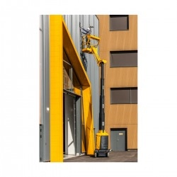 STAR 10 – kompakt elektrisk personløfter med jib for økt rekkevidde