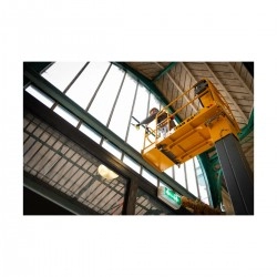 STAR 8 S – kompakt elektrisk personløfter med økt arbeidshøyde