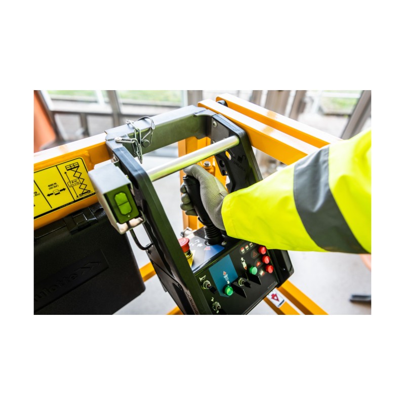 Kontrollpanelet til Haulotte COMPACT 8 NAE sakselift