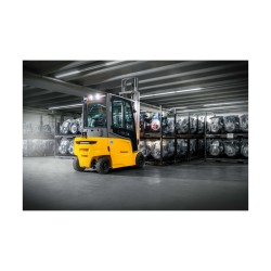 Elektrisk gaffeltruck EFG 3 | Jungheinrich
