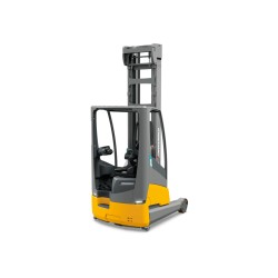 Skyvemasttruck ETV 216i | Jungheinrich