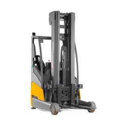 Skyvemasttruck ETV 216i | Jungheinrich