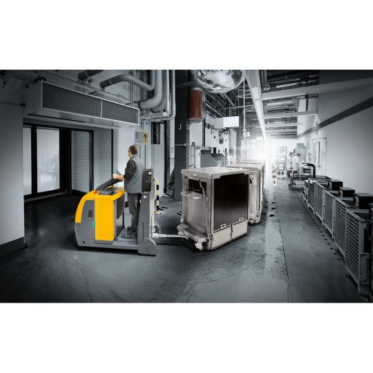 trekktruck med hyllevogn