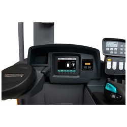 ETV Q førerplass og styrekonsoll