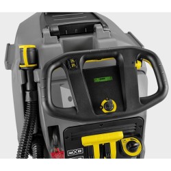 Nærbilde av rattet til en Kärcher gulvvasker