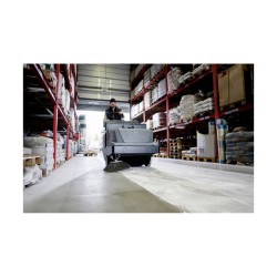 Kärcher KM 105/180 R Bp Pack Classic feiemaskin i bruk på lager