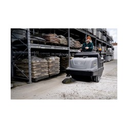 Kärcher KM 105/180 R Bp Pack Classic feiemaskin i bruk