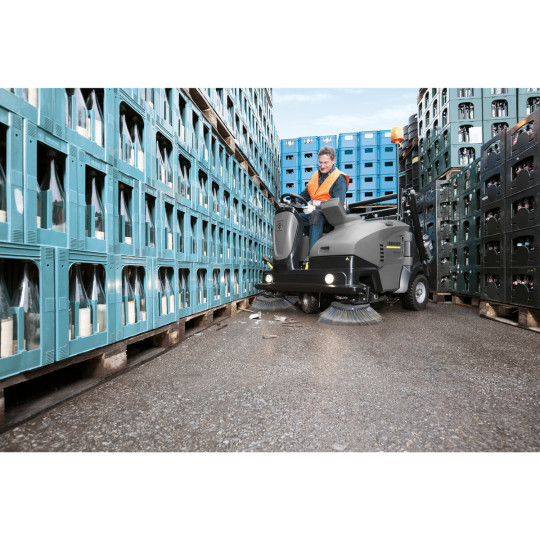 Kärcher feiemaskin med oppsug | KM 125/130 R G  + KSSB