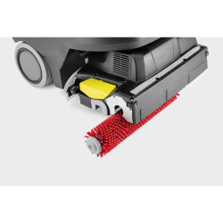 Detaljebilde av rød valsebørste.