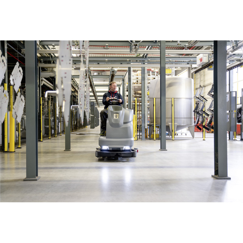 Kärcher B 200 R Dose SB R85 gulvvaskemaskin i bruk innendørs