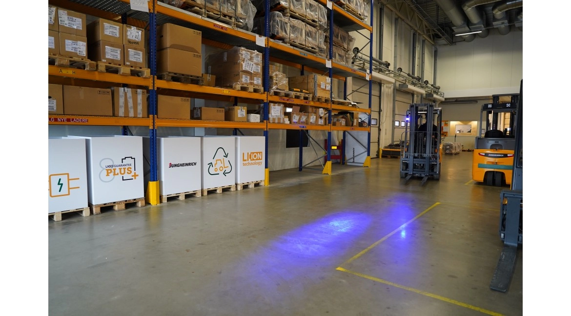 BlueSpot LED varsellys - forbedrer sikkerhet og synlighet